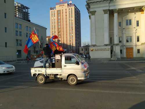 МАНАН дэглэмийн эсрэг жагсана